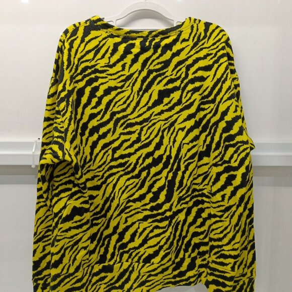 GUCCIFY SWEATER - Picture 2 of 7